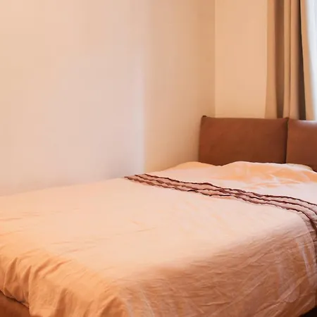 Charming Flat Near Montmartre Apartman *